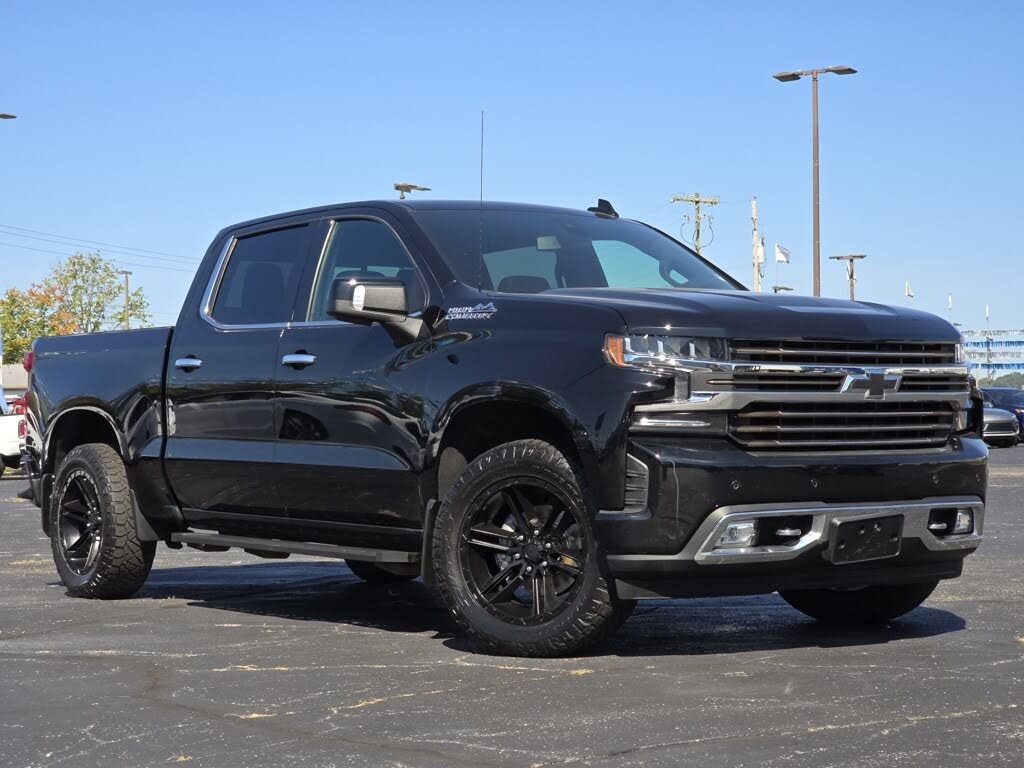2022 Chevrolet Silverado 1500 High Country Crew Cab 4WD