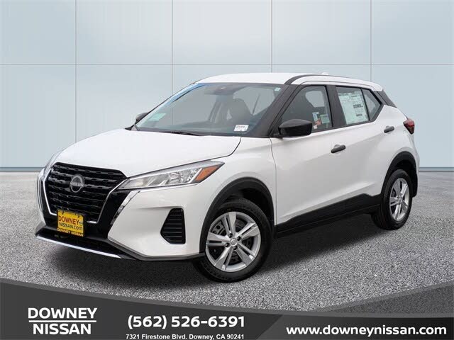 2025 Nissan Kicks Play S FWD