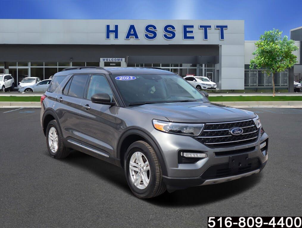 2023 Ford Explorer XLT AWD