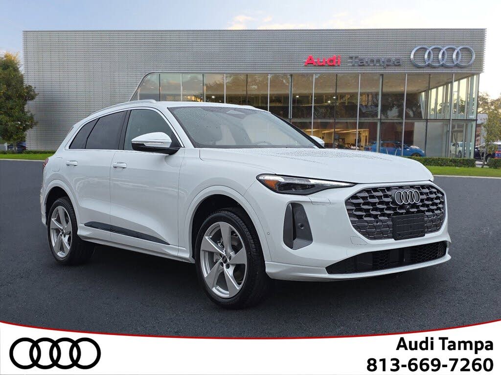 2025 Audi Q5 quattro Premium Plus 40 TFSI