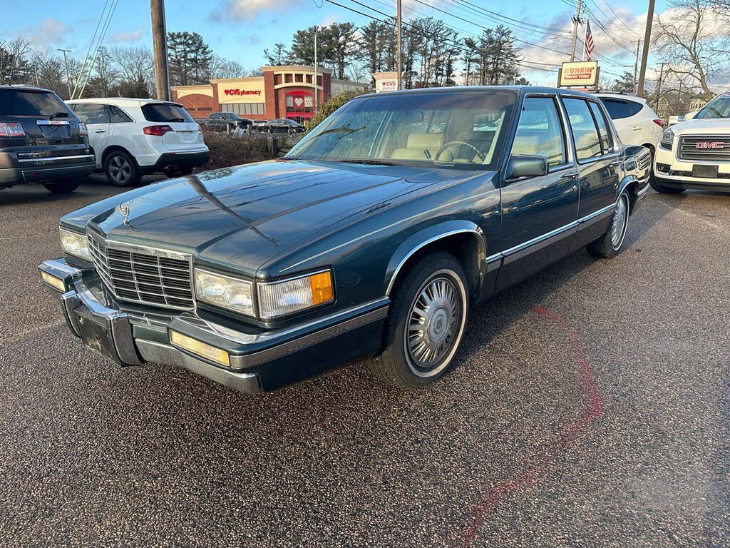 1993 Cadillac DeVille Sedan FWD