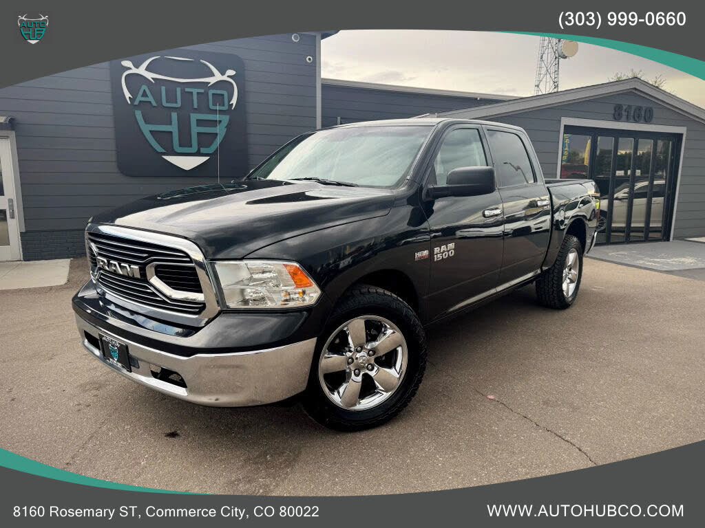 2017 RAM 1500 SLT Crew Cab 4WD