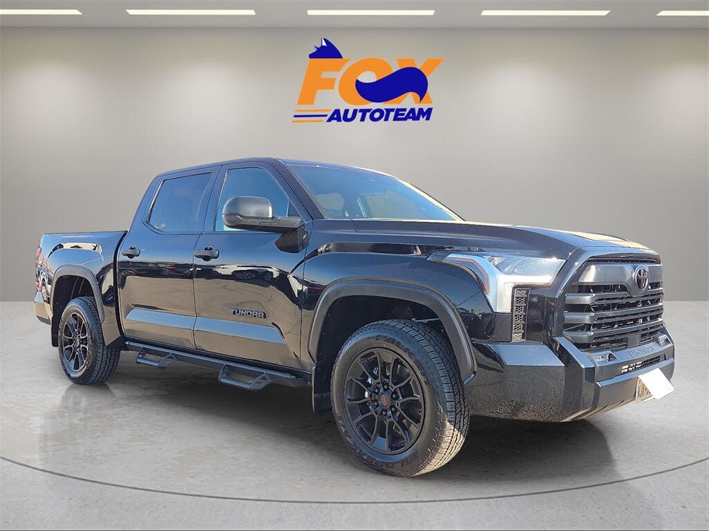 2025 Toyota Tundra SR5 CrewMax Cab 4WD