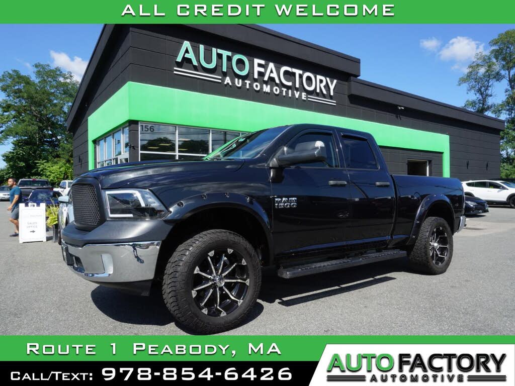 2015 RAM 1500 ST Quad Cab 4WD