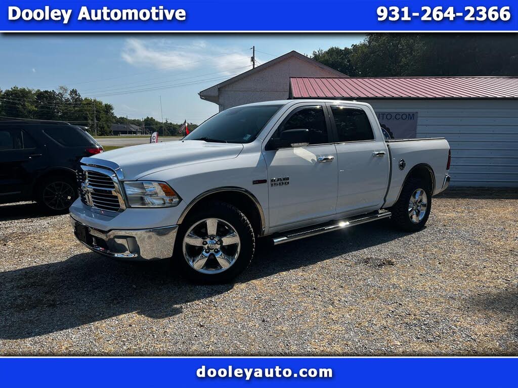 2016 RAM 1500 SLT Crew Cab 4WD