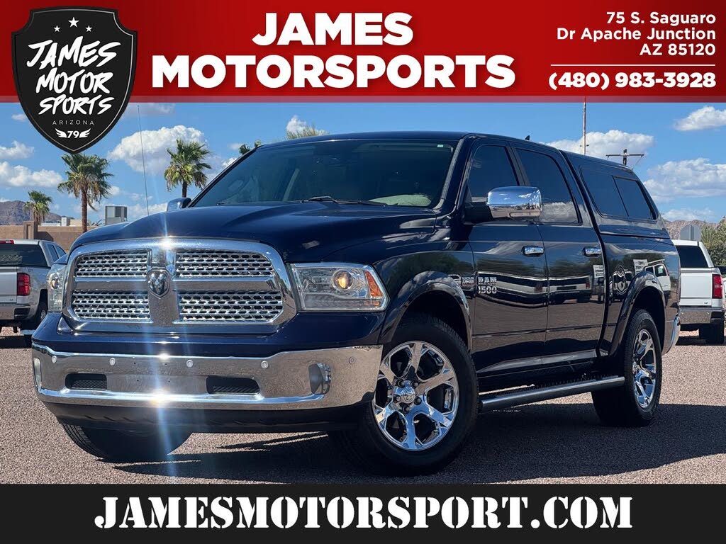 2017 RAM 1500 Laramie Crew Cab 4WD