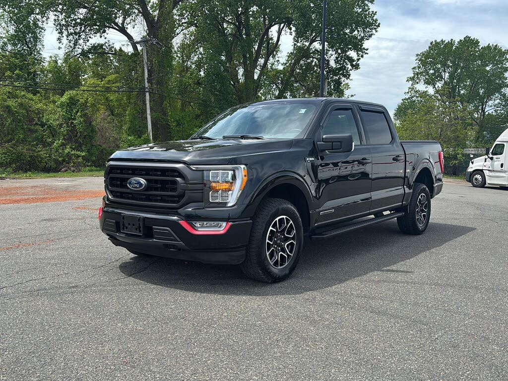 2023 Ford F-150 XLT SuperCrew 4WD