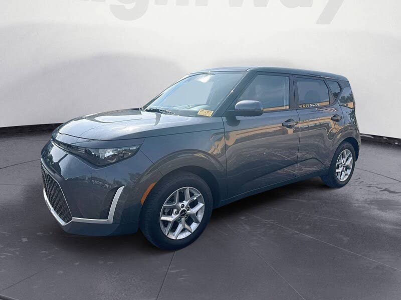 2023 Kia Soul LX FWD