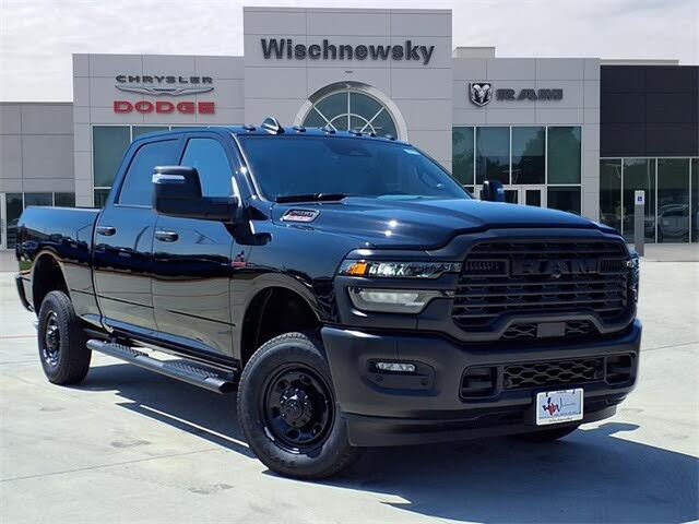 2026 RAM 2500 Tradesman Crew Cab 4WD