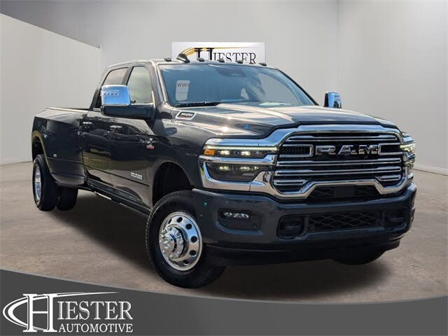 2026 RAM 3500 Laramie Crew Cab LB DRW 4WD