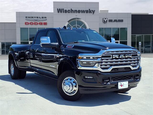 2026 RAM 3500 Limited Crew Cab LB DRW 4WD