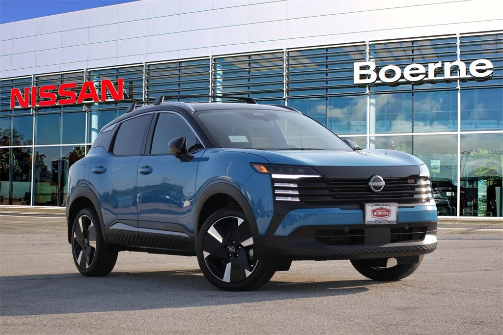 2026 Nissan Kicks SR FWD