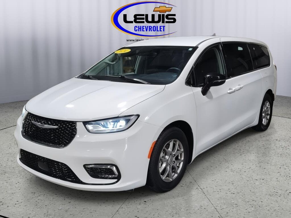 2024 Chrysler Pacifica Touring L FWD