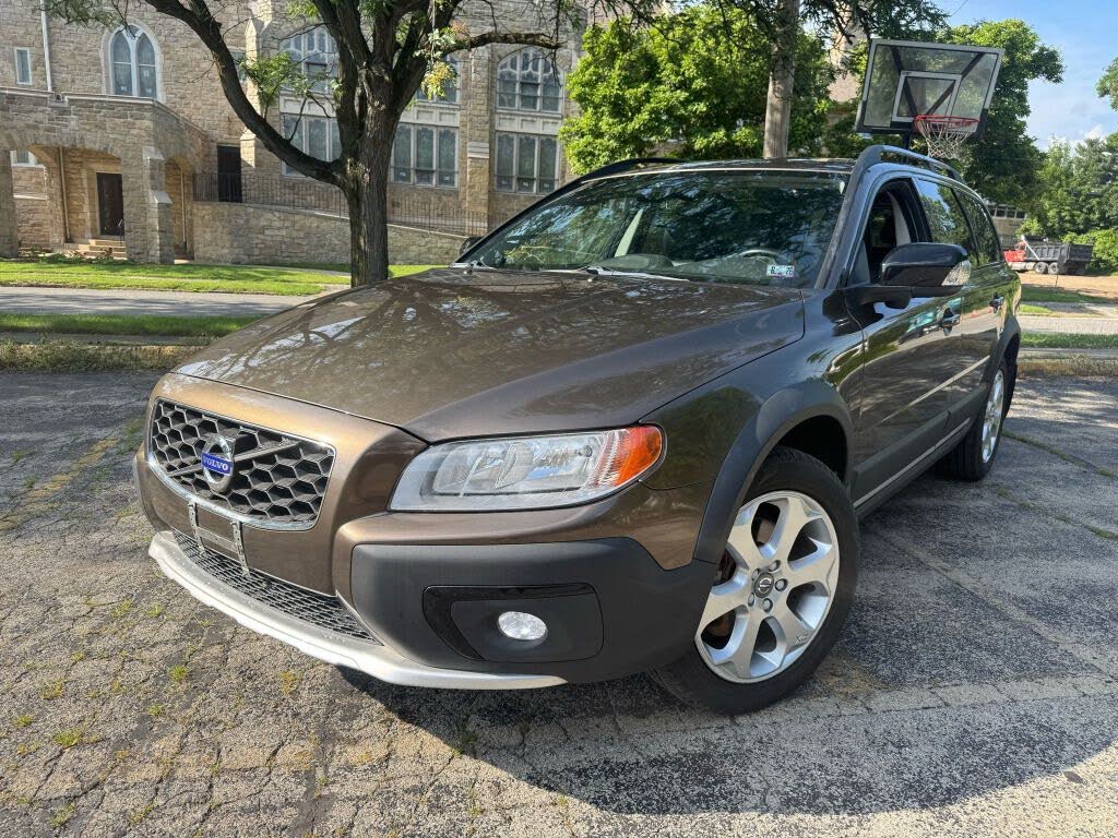2016 Volvo XC70 T5 Classic Premier AWD
