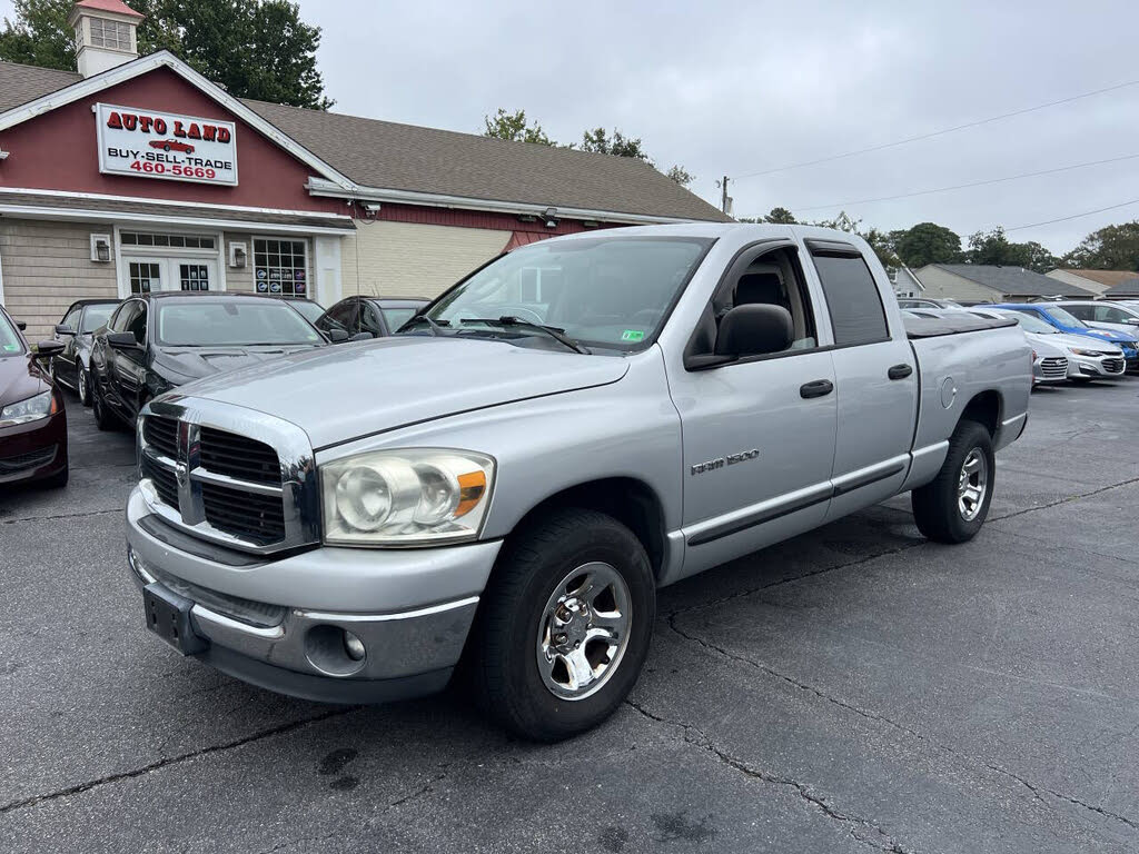 2007 Dodge RAM 1500 SLT Quad Cab RWD