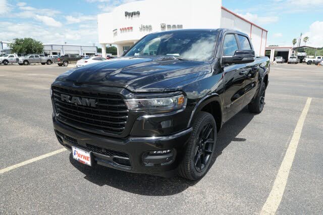 2026 RAM 1500 Laramie Crew Cab 4WD