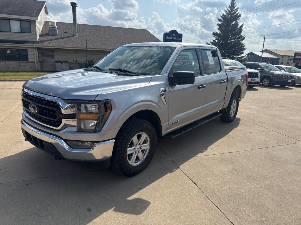 2023 Ford F-150 XLT SuperCrew 4WD