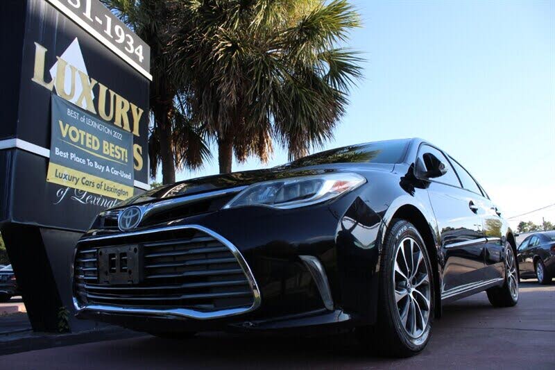 2018 Toyota Avalon XLE