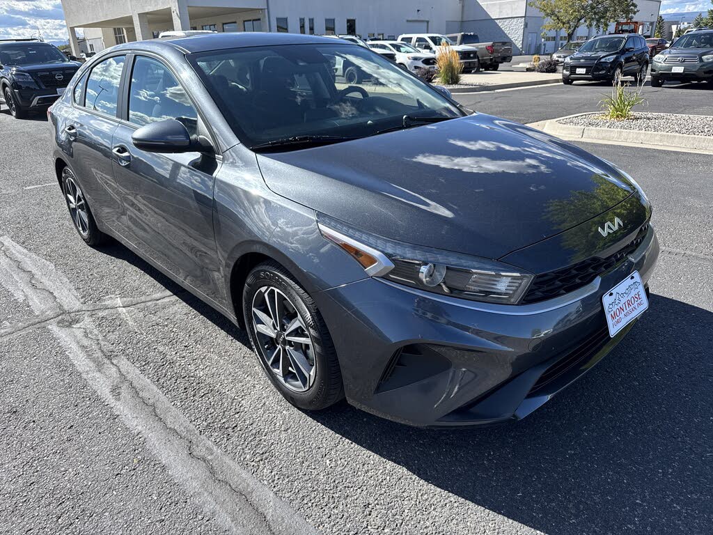 2022 Kia Forte LXS FWD