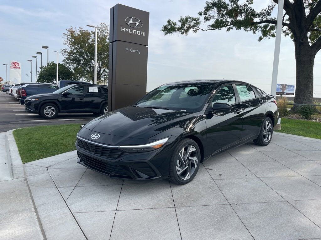 2025 Hyundai Elantra Hybrid SEL Sport FWD