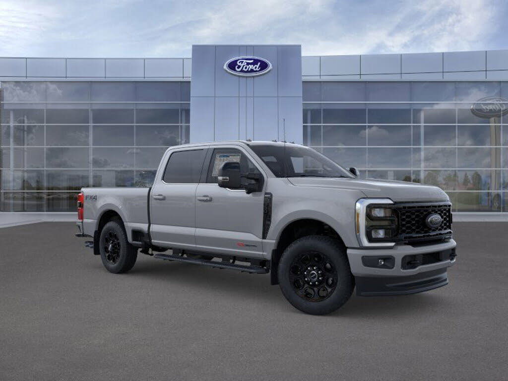 2026 Ford F-350 Super Duty Lariat Crew Cab 4WD