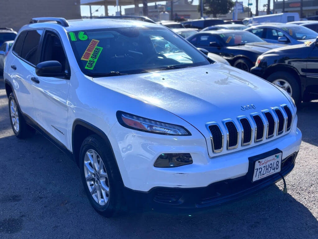 2016 Jeep Cherokee Sport FWD