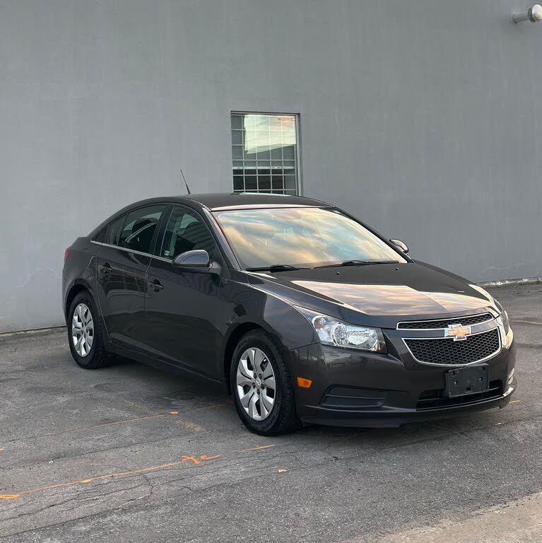 2014 Chevrolet Cruze 1LT Sedan FWD