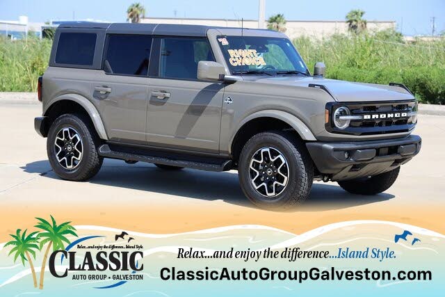 2025 Ford Bronco Outer Banks 4-Door 4WD