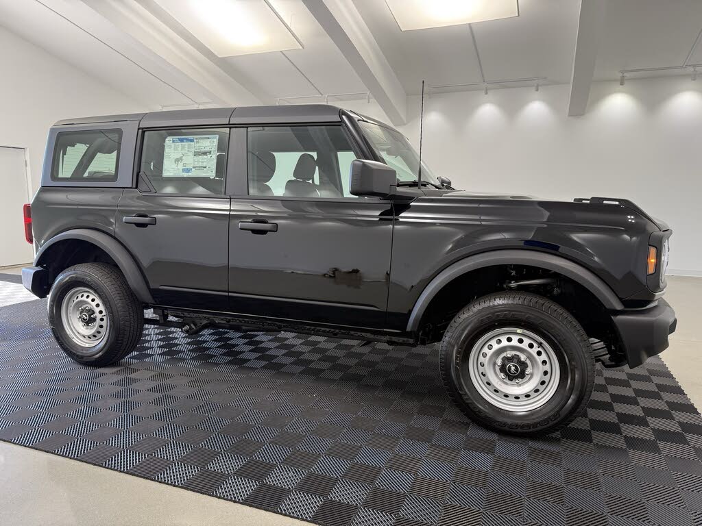 2025 Ford Bronco 4-Door 4WD