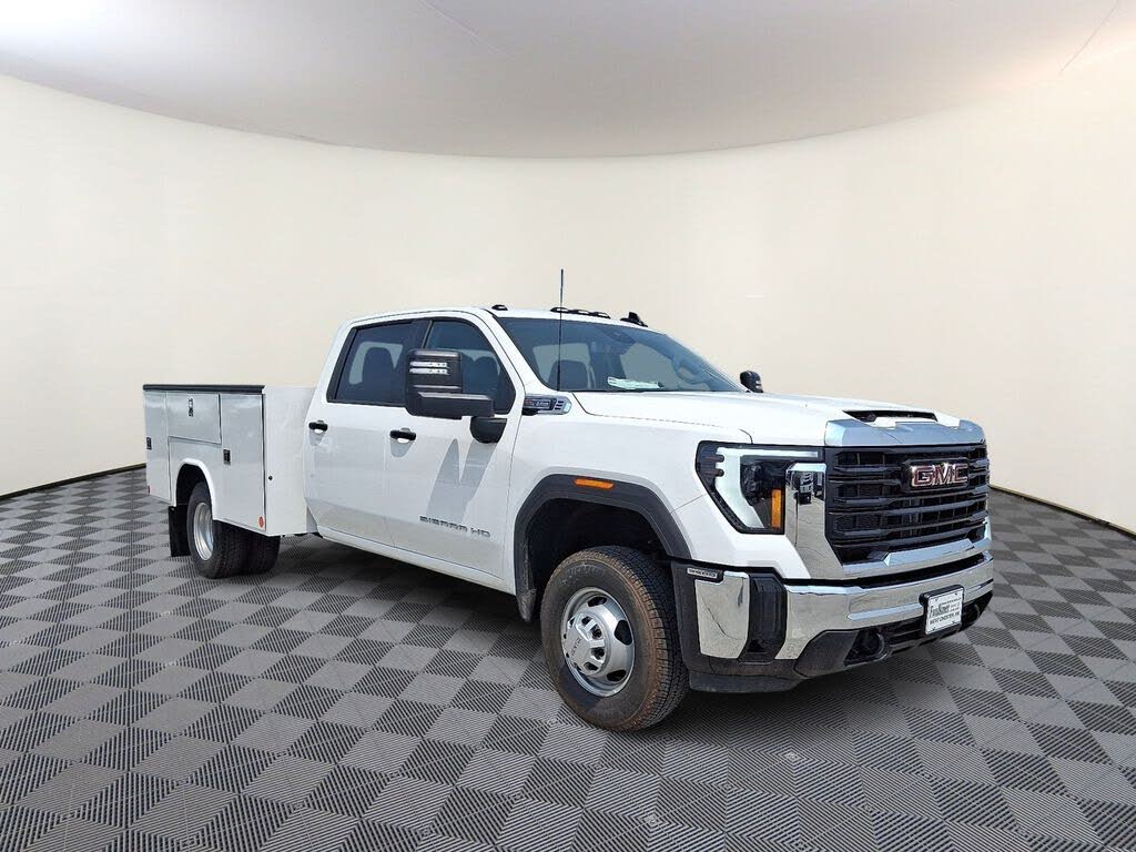 2025 GMC Sierra 3500HD Pro Crew Cab LB 4WD