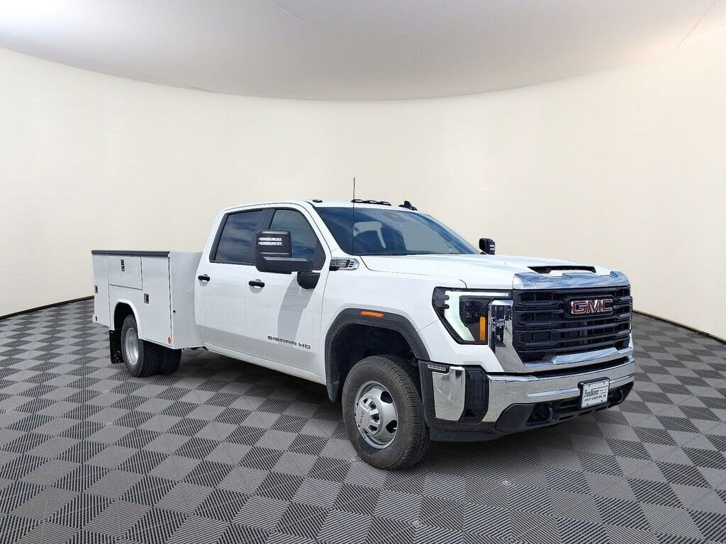 2025 GMC Sierra 3500HD Pro Crew Cab LB 4WD
