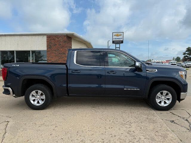 2020 GMC Sierra 1500 SLE Crew Cab 4WD