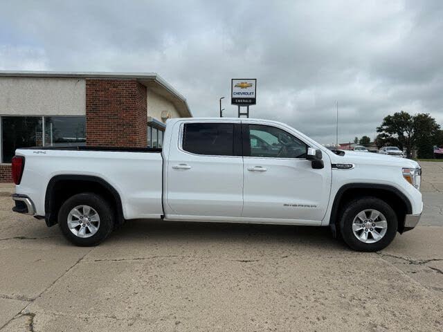 2021 GMC Sierra 1500 SLE Crew Cab 4WD