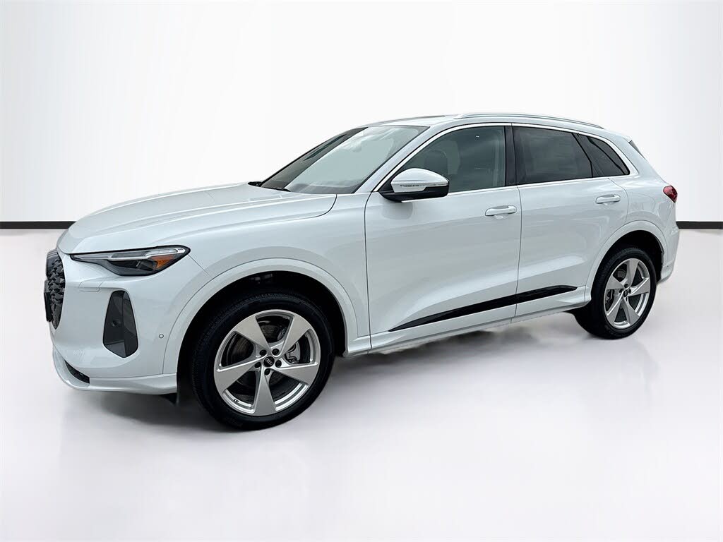 2025 Audi Q5 quattro Premium Plus 40 TFSI