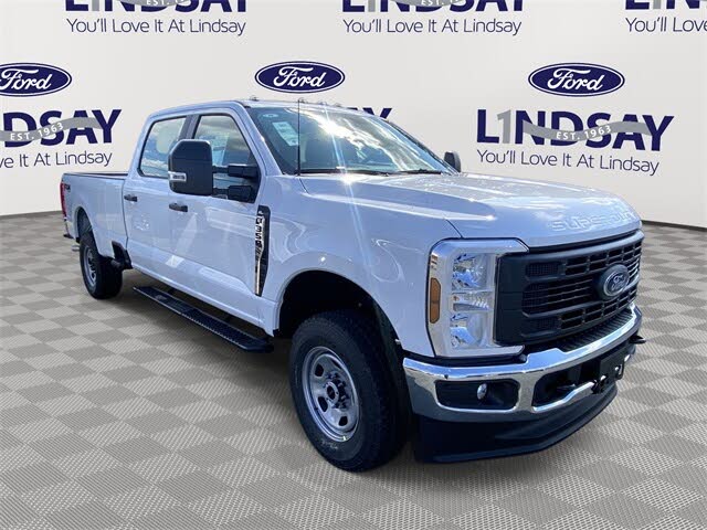 2026 Ford F-350 Super Duty XL Crew Cab 4WD