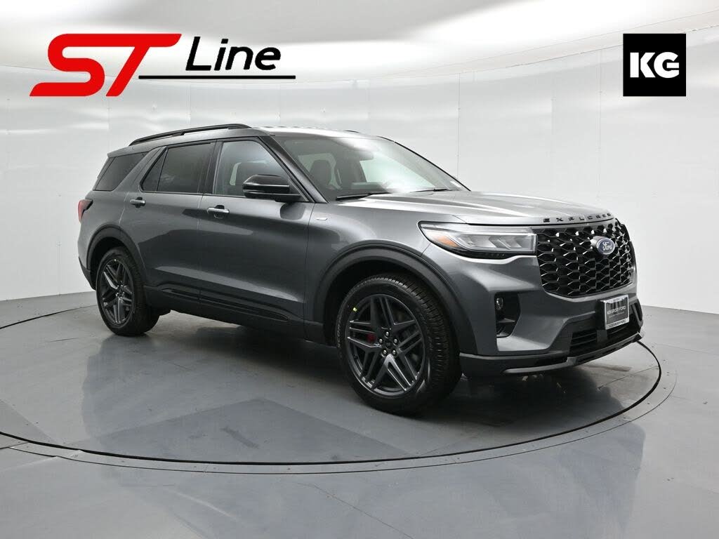 2025 Ford Explorer ST-Line RWD