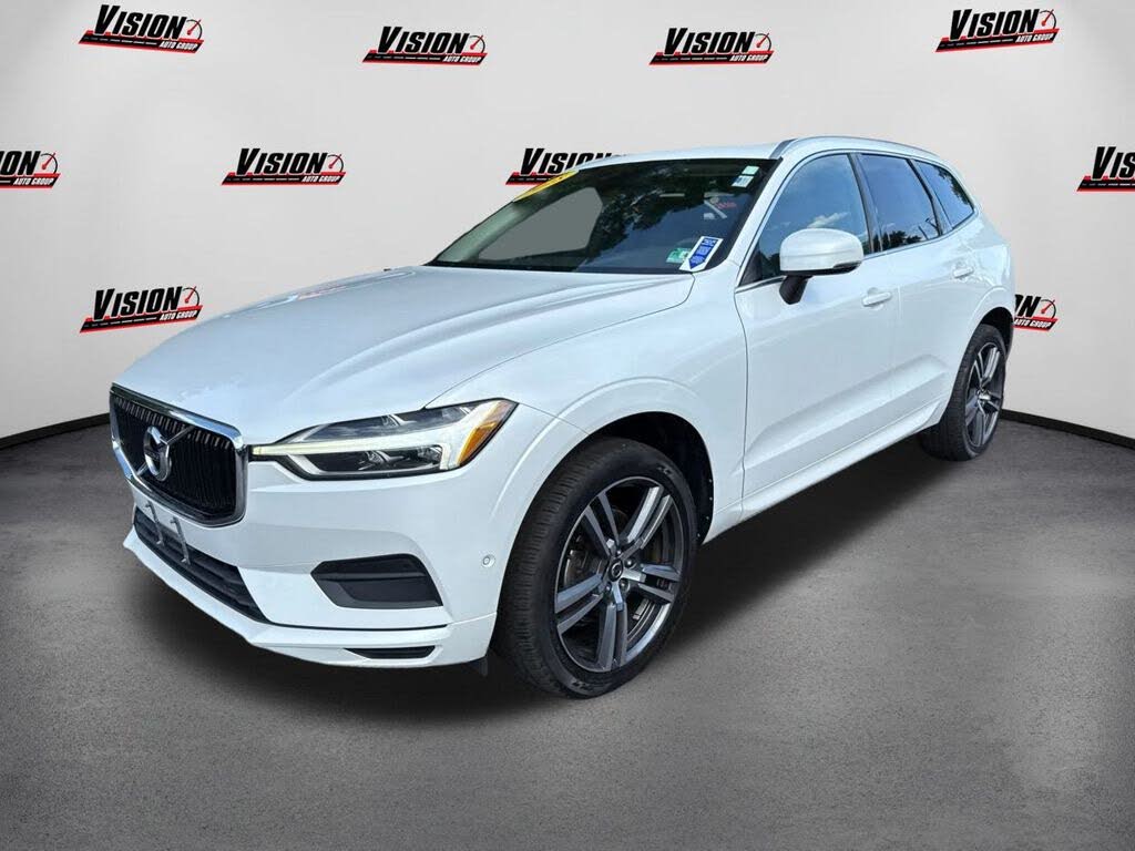 2018 Volvo XC60 T5 Momentum AWD