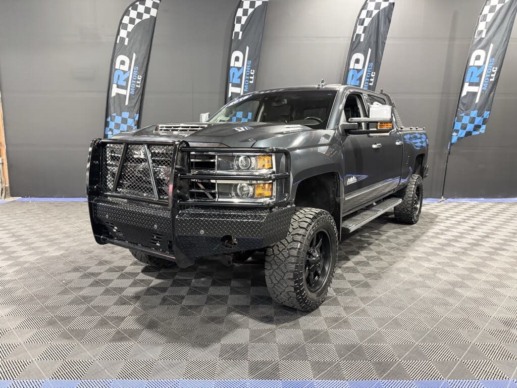 2019 Chevrolet Silverado 3500HD High Country Crew Cab 4WD