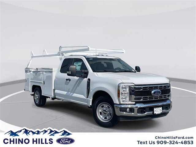 2025 Ford F-350 Super Duty Chassis XL SuperCab RWD