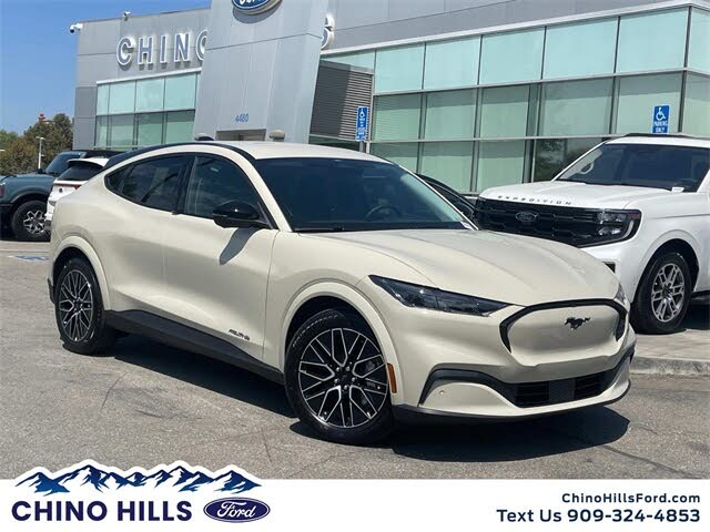 2025 Ford Mustang Mach-E Premium AWD