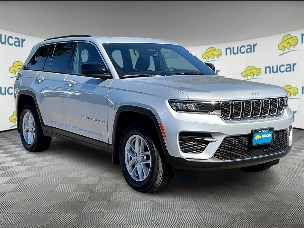 2025 Jeep Grand Cherokee Laredo X 4WD