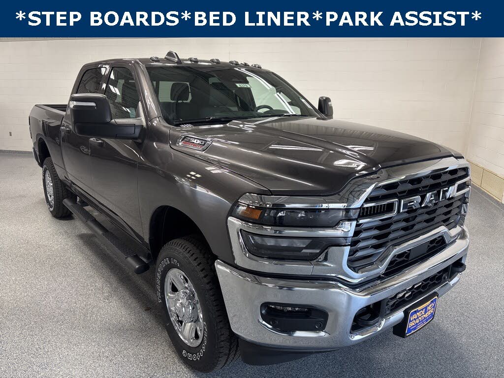 2026 RAM 2500 Tradesman Crew Cab 4WD