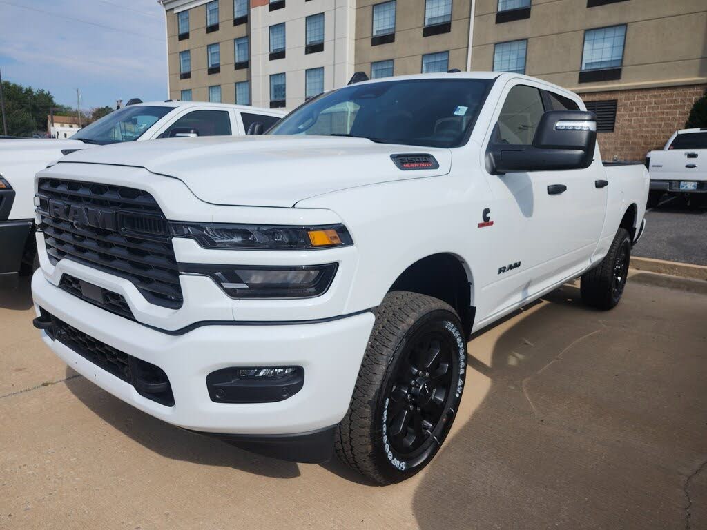 2026 RAM 3500 Big Horn Crew Cab 4WD