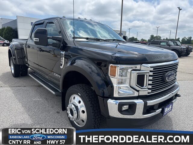 2022 Ford F-450 Super Duty Lariat Crew Cab LB DRW 4WD