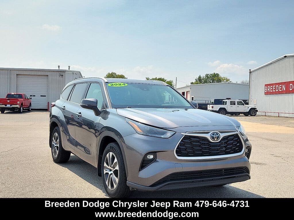 2024 Toyota Highlander XLE AWD