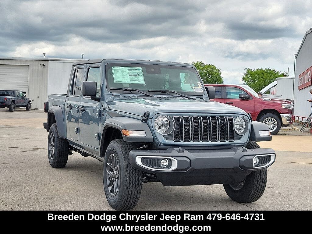 2025 Jeep Gladiator Sport S Crew Cab 4WD