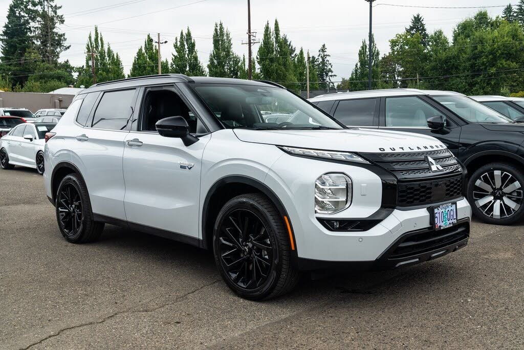 2025 Mitsubishi Outlander Hybrid Plug-in SEL Black Edition S-AWC