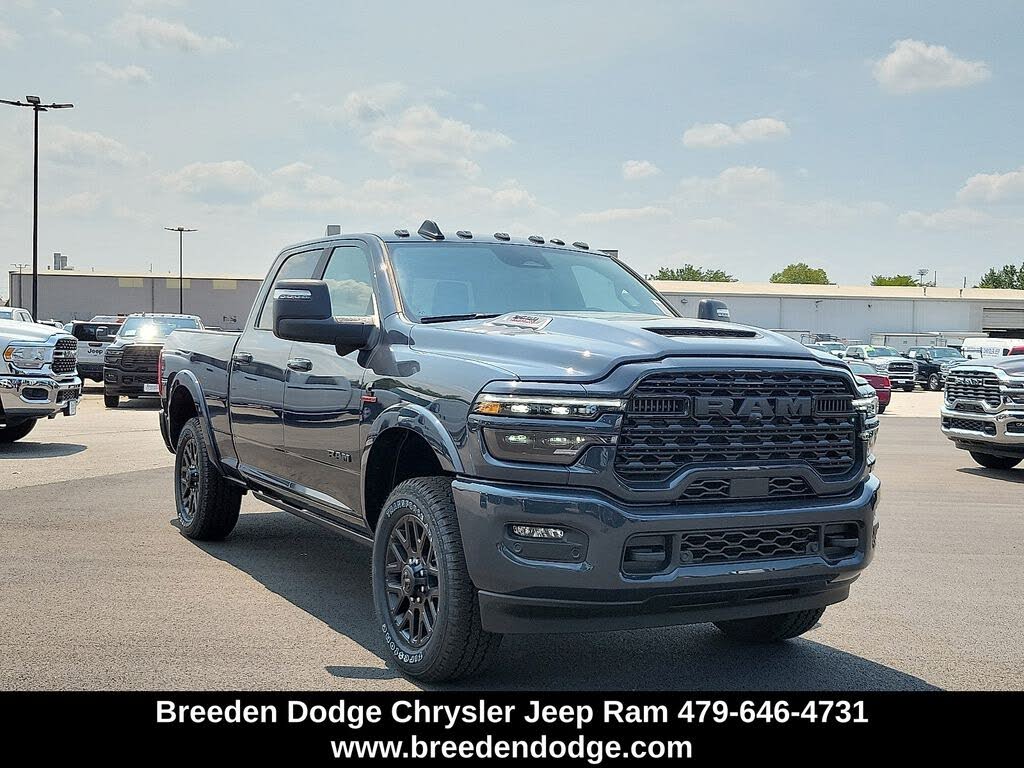 2025 RAM 2500 Limited Crew Cab 4WD