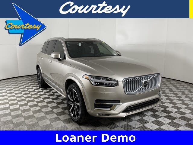2025 Volvo XC90 B5 Plus Bright Theme AWD