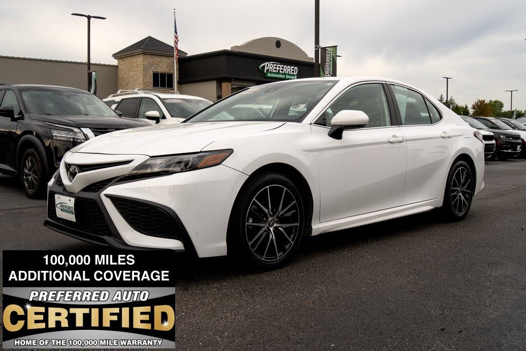 2024 Toyota Camry SE FWD